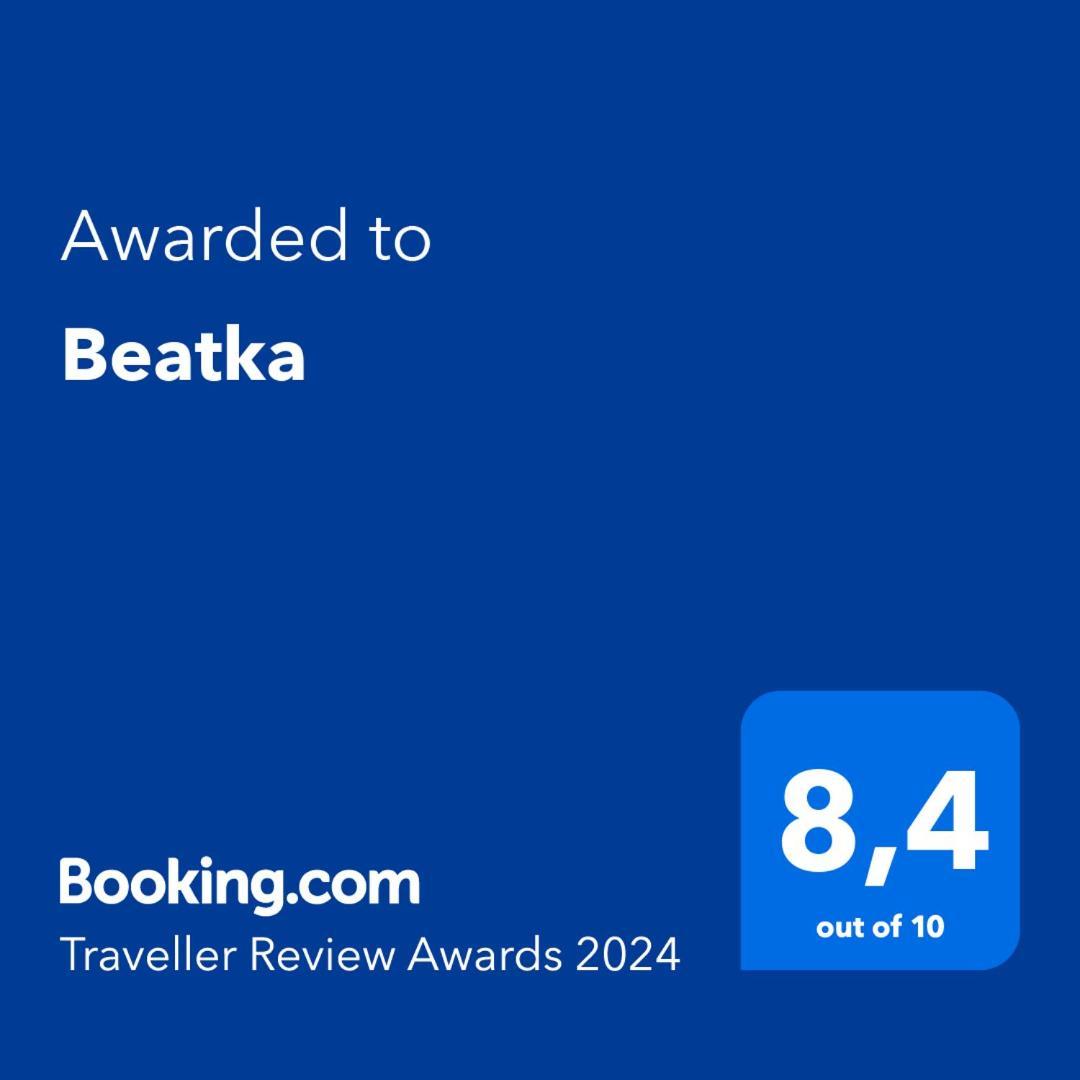 Beatka Hotel ชเวียราโดว์-สโดรยจ์ ภายนอก รูปภาพ